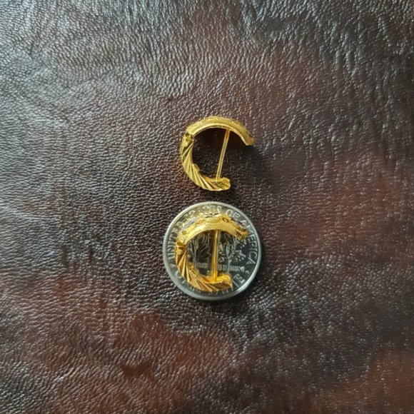 Two toned gold earring (yellow and white) - Picture 5 of 10